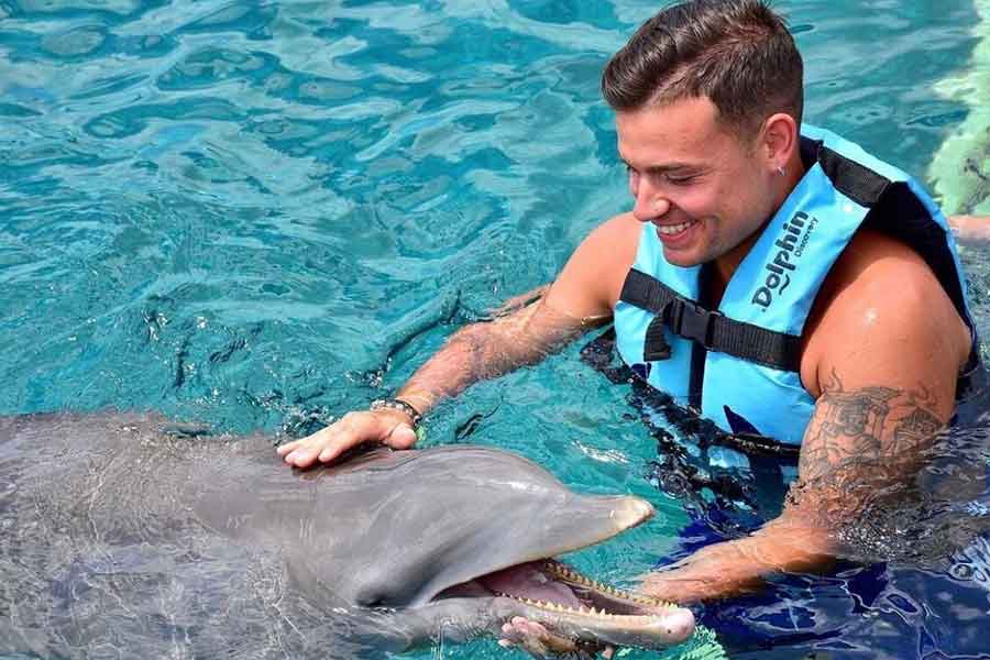 Parque Garrafón VIP & Dolphin Royal Swim Isla Mujeres
